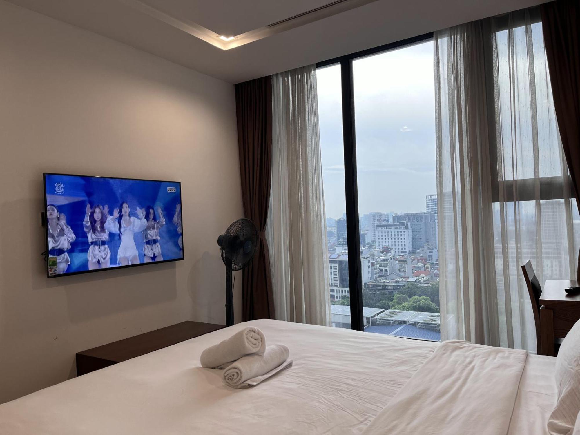 Vinhomes Metropolis Luxury Apartment 2 Br Hanoi Exterior photo